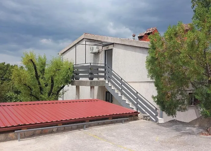 Popi 2 شقة كلينوفيتسا